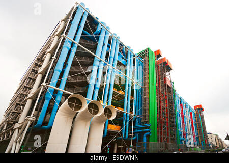 Fischaugen-Blick auf The cultural Centre Pompidou in Paris, Frankreich Stockfoto