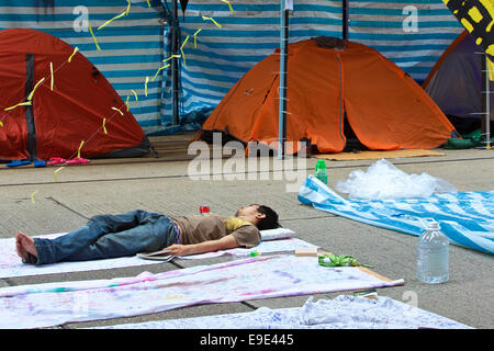 Pro-Demokratie-Student Camp. Hennessy Road, Causeway Bay, Hongkong. 25. Oktober 2014. Stockfoto