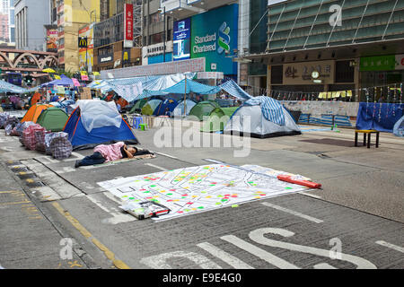 Pro-Demokratie-Student Camp. Hennessy Road, Causeway Bay, Hongkong. 25. Oktober 2014. Stockfoto