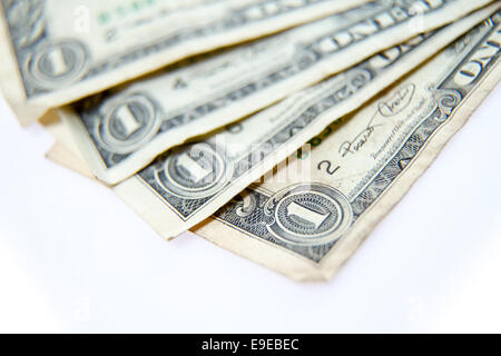 Einem Dollar-Scheine mit geringen Schärfentiefe aufgefächert Stockfoto