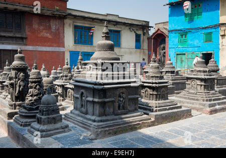 Stein-Inschriften in Swayambhunath religiöse Komplex aka Monkey Temple - alten religiösen Komplex, im Westen von Kathmandu Stockfoto