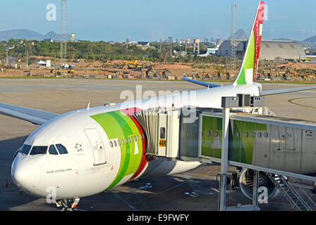 Airbus A330-223 TAP Air Portugal Rio de Janeiro Galeao international Airport, Brasilien Stockfoto