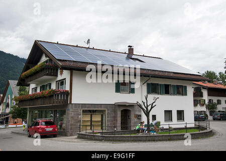 Ein Haus von Oberammergau, Gemeinde im Landkreis Garmisch-Partenkirchen, Bayern, Deutschland, Europa Stockfoto