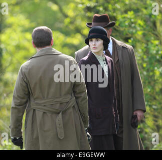 Gegossene Mitglieder film Szenen für die neue Serie von Downton Abbey Bampton mit: Hugh Bonneville, Alan Leech, Michelle Dockrey Where: Bampton, Vereinigtes Königreich: 24. April 2014 Stockfoto