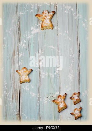 Hausgemachte Kekse auf Holztisch. Selektiven Fokus Stockfoto