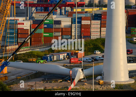 Deutschland Hamburg, Bau der neuen Nordex Windenergieanlage Aufbereitungsanlage von Hamburg Wasser, die lokalen Wasserversorger Stockfoto