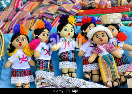 Puppen, Souvenirs auf einen Stall, Palenque, Chiapas, Mexiko Stockfoto