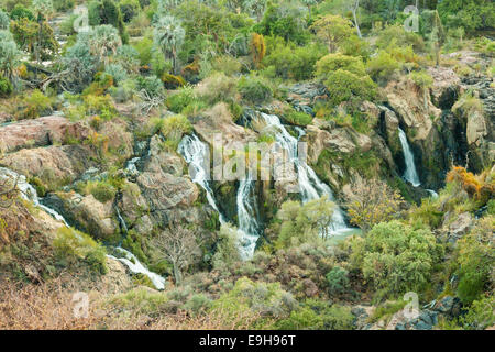 Epupa Wasserfälle, Kunene River an der Grenze zwischen Namibia und Angola, Kunene Region, Namibia Stockfoto