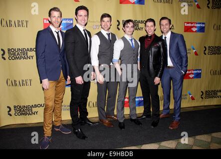 Premiere nach Party für das Broadway Kabarett im Studio 54 - Ankünfte.  Mitwirkende: wo gegossen: New York, New York, Vereinigte Staaten von Amerika bei: 25. April 2014 Stockfoto
