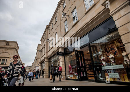 Ansichten von Southgate Einkaufszentrum Bad wurde 2009 eröffnet.  Teil des British Land PLC UK Retail Shopping Center Stockfoto