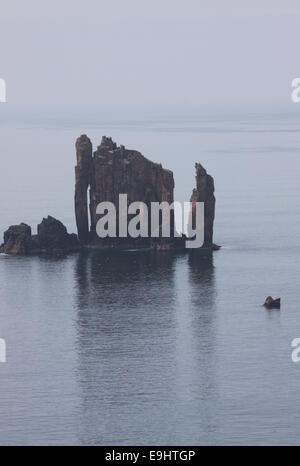 Die Drongs vor der Küste von Northmavine Shetland Schottland Juni 2014 Stockfoto