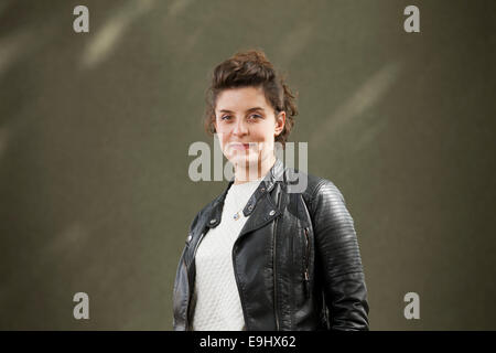 Jessie Burton, britische Schauspielerin und Autorin, auf dem Edinburgh International Book Festival 2014. Edinburgh, Schottland. Stockfoto