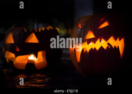 Kürbis geschnitzten Kürbisse für Halloween feiern Stockfoto