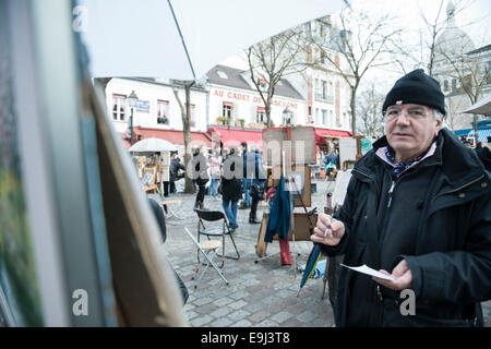 Straße Künstler und Kunstwerke zum Verkauf in Montmartre in Paris Frankreich Stockfoto