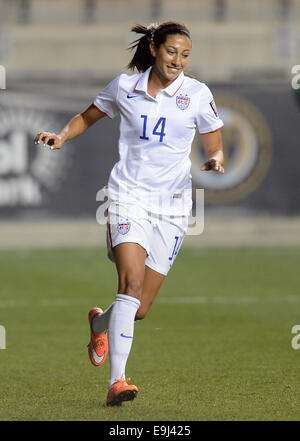 Chester, PA, USA. 24. Oktober 2014. 20141024 - USA vorwärts Christen Press (14) erscheint im ersten Halbjahr eine CONCACAF Women World Cup Halbfinale Qualifikationsspiel gegen Mexiko im PPL Park in Chester, Pennsylvania © Chuck Myers/ZUMA Draht/Alamy Live News Stockfoto