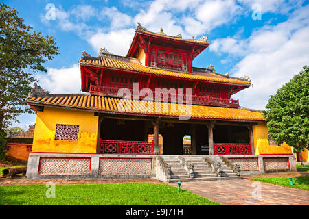 Eingang der Zitadelle, Hue, Vietnam. UNESCO-Weltkulturerbe. Stockfoto