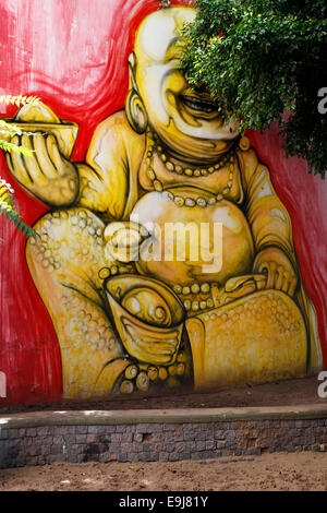 Buddha-Lächeln. Graffiti-Kunst in Buenos Aires, Argentinien. Stockfoto