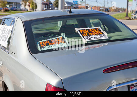 Cadillac De Ville für Verkauf durch Owner - Virginia USA Stockfoto