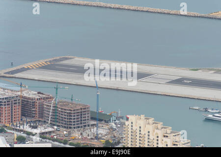 Gesamtansicht der Flughafen von Gibraltar. Stockfoto