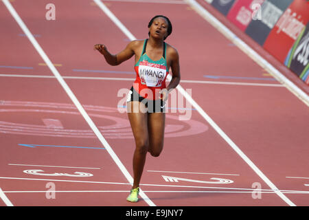 Hanah Ngendo MWANGI von Kenia in der Leichtathletik in den Vorläufen Womens Para-Sport 100m T11 / T12 Rennen im Hampden Park Stockfoto