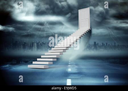 Zusammengesetztes Bild der Treppe zum Tür Stockfoto