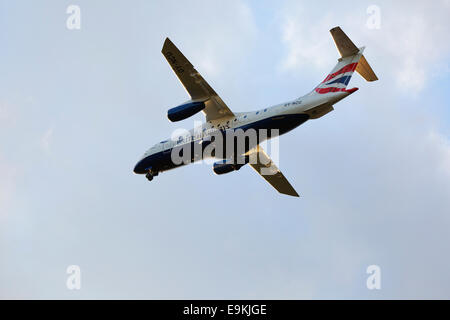 Dornier-328-300 OY-NCU Sun Air (British Airways) am Ansatz am Manchester Airport landen Stockfoto