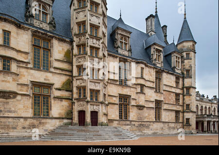 Das großherzogliche Palais in der Stadt Nevers, Burgund / Bourgogne, Frankreich Stockfoto