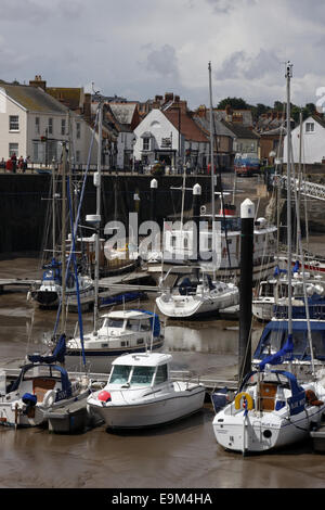 Boote in Watchet Marina in Somerset, Großbritannien Stockfoto