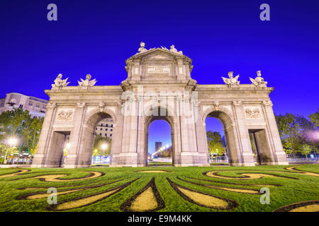 Puerta De Alcalá-Tor in Madrid, Spanien. Stockfoto