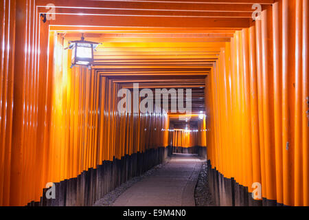 Kyoto, Japan vor den Toren des Fushimi Inari Schrein. Stockfoto