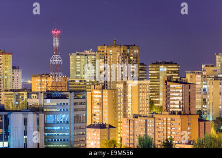 Madrid, Spanien Stadtbild von Wohn- und Büro-Hochhäuser. Stockfoto