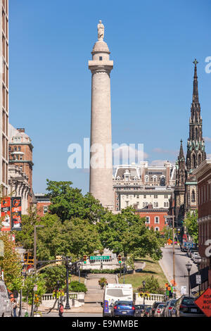 Baltimore Mount Vernon Platz mit Washington Monument Originalinhalts aus N Charles St, Mt Vernon historischen Viertel. Stockfoto