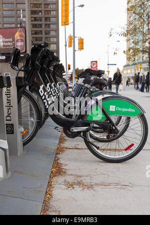 Fahrradverleih in der Innenstadt von Toronto Stockfoto