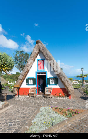 Traditionelles Haus, Santana, Madeira, Kanarische Inseln Stockfoto