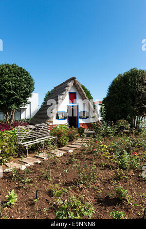 Traditionelles Haus, Santana, Madeira, Kanarische Inseln Stockfoto