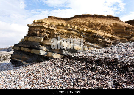 Geologische Gesteinsschichten am Kilve Strand, Somerset UK - Teil von eine größere Website von besonderen wissenschaftlichen Interesse (SSSI) Stockfoto