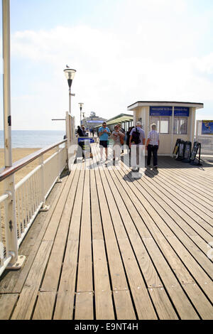 Der Eingang zum Pier an der Bournemouth, Dorset, England, UK. Stockfoto