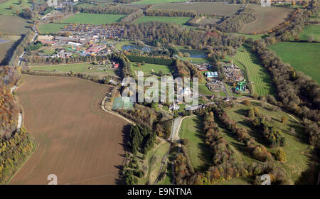 Luftaufnahme des Lightwater Valley Theme Park in der Nähe von Ripon, North Yorkshire, UK Stockfoto