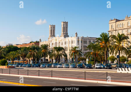 Das Rathaus von Cagliari (Palazzo Civico) wurde 1907 von Katalanisch-gotischen und Art Nouveau Stil, Italien eingeweiht. Stockfoto