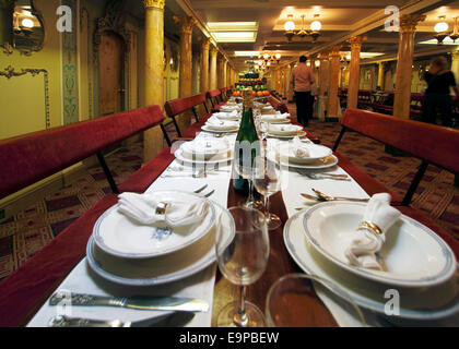 Grand Dining Room startete im Jahre 1843 die SS Great Britain, ich K Brunel entworfenen war der erste Trans Atlantic Passagier Liner Witz Stockfoto