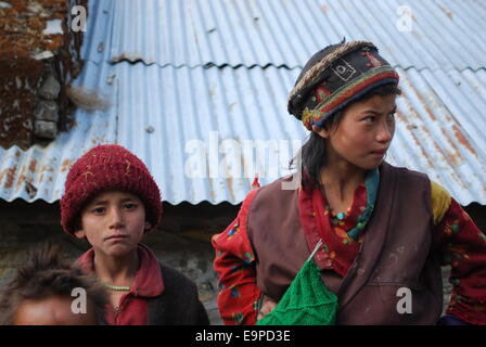 Kinder im Himalaya Stockfoto