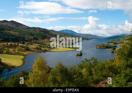 Landschaftsbild von Loch Tummel in Perthshire, Schottland (bekannt als "The Queens View"). Stockfoto