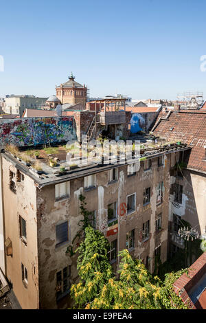 Dachterrasse eine Kniebeuge zwischen Berlin, Deutschland Stockfoto