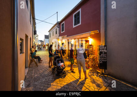 Nin, Stadt der kroatischen Könige, mit reicher Kultur und wunderschönen Sondierungen. Das Hotel liegt in der Nähe von Zadar an der Adriaküste. Stockfoto