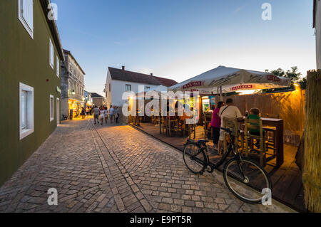 Nin, Stadt der kroatischen Könige, mit reicher Kultur und wunderschönen Sondierungen. Das Hotel liegt in der Nähe von Zadar an der Adriaküste. Stockfoto