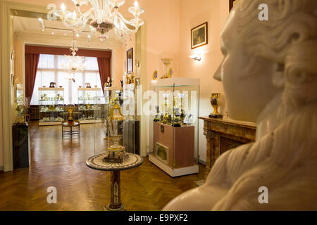 Kunsthandwerk-Museum Francois Duesberg, Innen, Mons, Hennegau, Wallonien, Belgien, Europa | Museum der dekorativen Künste Francois Duesb Stockfoto