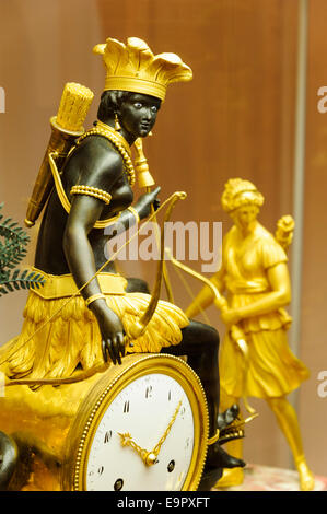 Kunsthandwerk-Museum Francois Duesberg, Detail Einer Empire-Uhr, Mons, Hennegau, Wallonien, Belgien, Europa | Kunstgewerbe-Mus Stockfoto