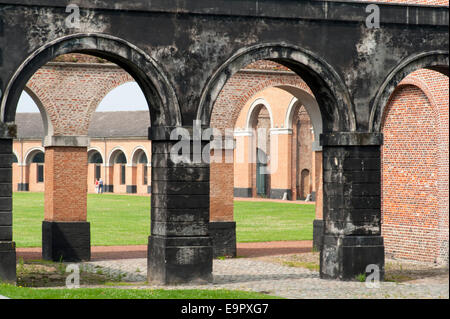 Le Grand Hornu, UNESCO Weltkulturerbe, Hornu Bei Mons, Hennegau, Wallonien, Belgien, Europa | Le Grand Hornu, UNESCO Welt Squillaci Stockfoto