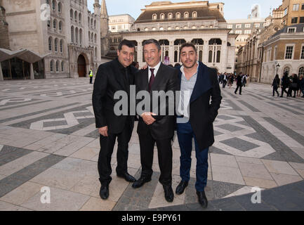 Auszeichnungen der Welt 50 besten Restaurants an der Guildhall statt.  Mitwirkende: Joan Roca, Josep Roca, Jordi Roca wo: London, Vereinigtes Königreich bei: 28. April 2014 Stockfoto