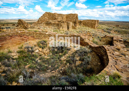 Pueblo Pintado ist ein Anasazi-Ruine im Chaco Canyon im Norden von New Mexico. Es wurde in 1060-1061 A.D. von Pueblo Vorfahren gebaut. Stockfoto